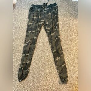 Camo pants